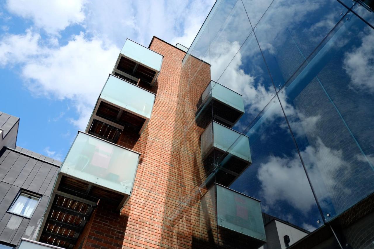 Luxury 2-Bed Flat Parking And Close To The Tube Londen Buitenkant foto